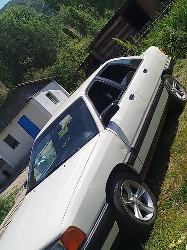 Audi: Audi 100: 1988 г., 1.8 л, Механика, Седан — 8