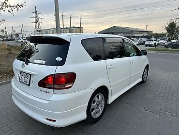 даф 2003: Toyota Ipsum: 2003 г., 2.4 л, Автомат, Газ, Минивэн — 4