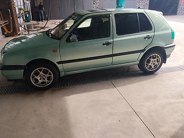 авто в корее: Volkswagen Golf: 1994 г., 2 л, Механика, Бензин, Хэтчбэк — 1