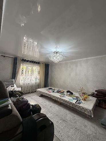 продаю дом этаж бишкек: 110 м², 5 комнат, Кара-Жыгач ж/м — 9
