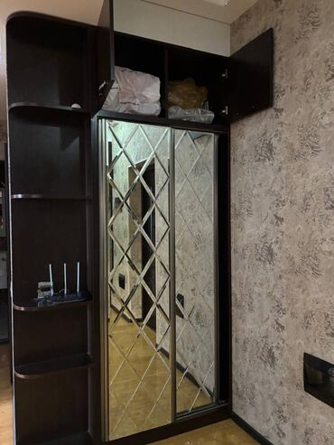 TƏCİLİ olaraq 3 predmetli dəhliz mebeli dəsti satılır! Güzgülü şkaf -