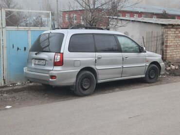 машина в кридит: Kia Joice: 2002 г., 2 л, Механика, Бензин, Минивэн