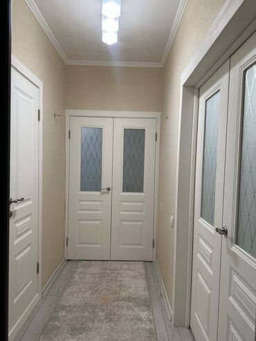 агенство кыргыз недвижимость: 1 комната, 44 м², 106 серия, 3 этаж, Евроремонт