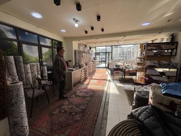 Mağazalar: Kiralık/icarəyə verilir – Yüksək gediş‑gəlişli magistral üzərində — 8