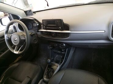самые дешёвые авто: Автомобиль Kia морнинг в черном цвете с пятидверным кузовом хэтчбек