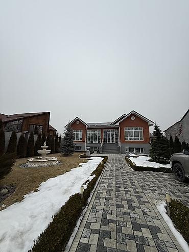 Долгосрочная аренда домов: 500 м², 7 комнат, Бронированные двери, Евроремонт, Парковка — 1