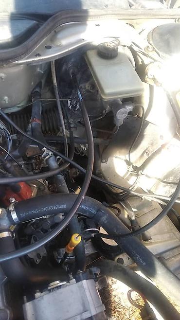 Audi: Audi 100: 1987 г., 1.8 л, Механика, Седан — 10