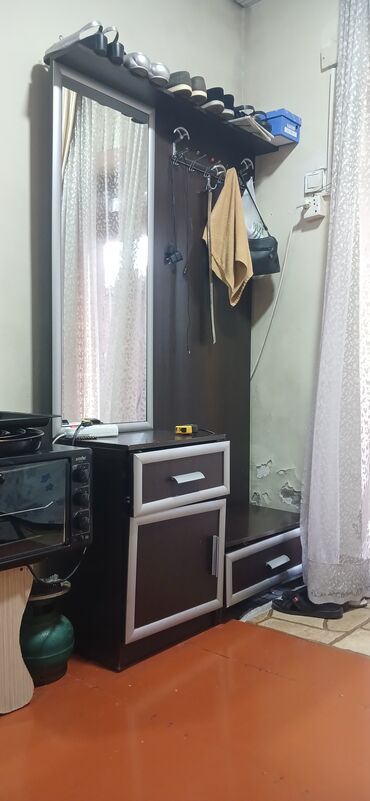 giriş dolabı: Açılan, 1 qapı Düz dolab, Dəhliz dolabı