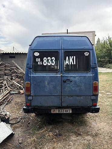 sprinter 2 2: Mercedes-Benz T1: 1990 г., 2.3 л, Механика, Дизель, Фургон — 4
