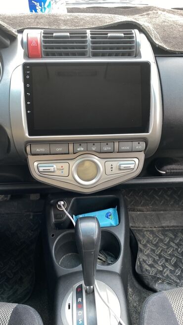 Honda: Honda Jazz: 2008 г., 1.3 л, Автомат, Бензин, Хэтчбэк — 9