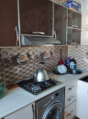 Köhnə tikili: Bakı, Bakıxanov qəs., 3 otaqlı, Köhnə tikili, 88 kv. m — 9