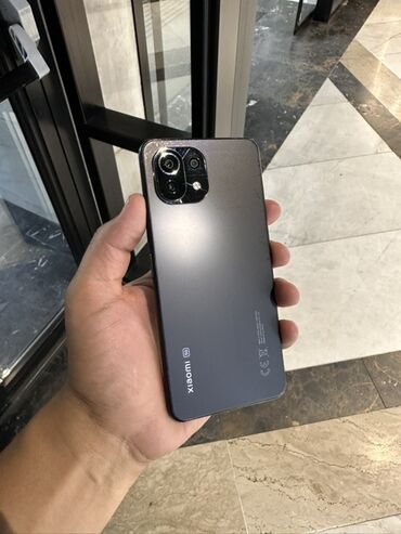 сотовые телефоны б у: Xiaomi, Mi 11 Lite, Колдонулган, 128 ГБ, түсү - Боз, 2 SIM