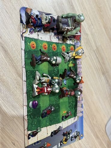 Игрушки: Игровой набор по мотивам Plants vs. Zombies 3 комплекта все фигурки — 6