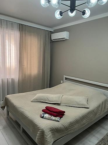 Посуточная аренда квартир: 1 комната, Душевая кабина, Постельное белье, Кондиционер — 11