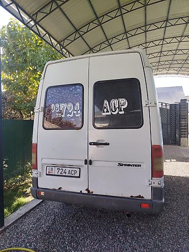 кузуп спринтер: Жүк ташуучу унаа, Mercedes-Benz, Стандарт, 3 т, Колдонулган — 7