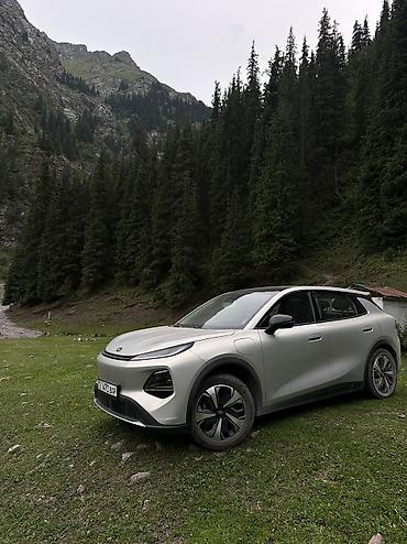 geely e5: Changan Qiyuan Q05: 2026 г., Электромобиль, Кроссовер — 3
