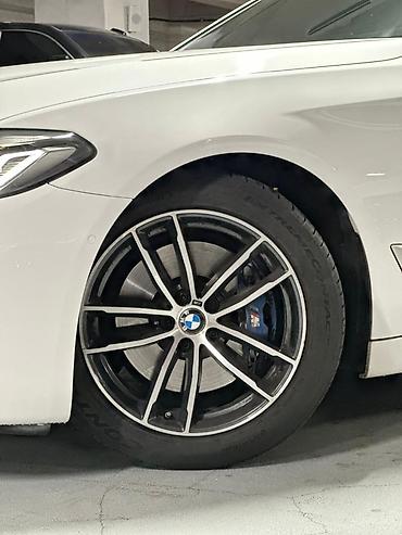 mers 212: BMW 5 series: 2021 г., Седан — 5
