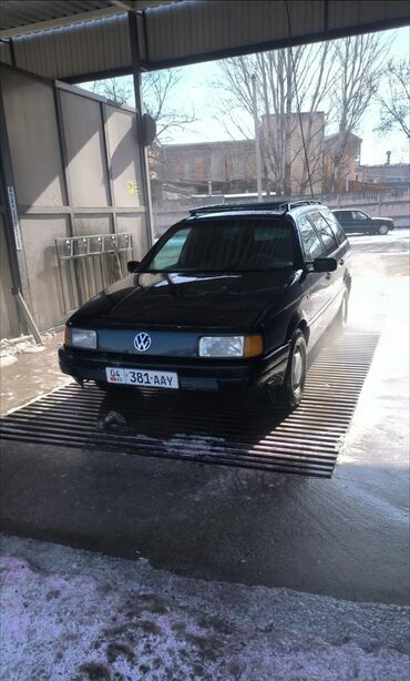 Volkswagen: Volkswagen Passat: 1993 г., 2 л, Механика, Газ, Универсал