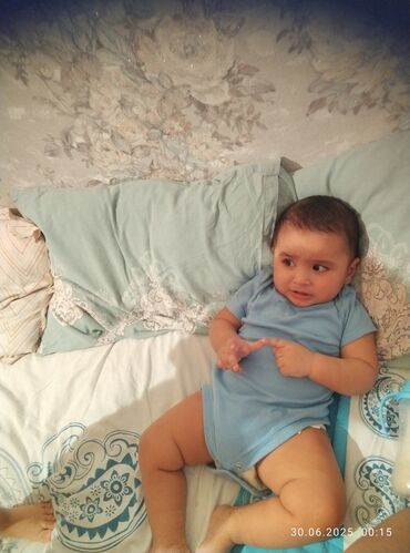 Bodi: Uşaq üçün pled ədiyal kravat üçün dəst ve tek 5 manata — 8