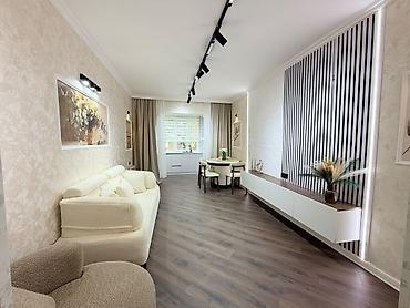 prefabrik ev satilir: Bakı, 8-ci kilometr, 3 otaqlı, Köhnə tikili, m. Xalqlar Dostluğu, 55 kv. m — 2