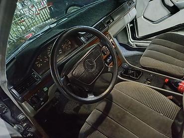 Mercedes-Benz W124: 1993 г., 3.2 л, Механика, Газ-бензин (ГБО), Седан