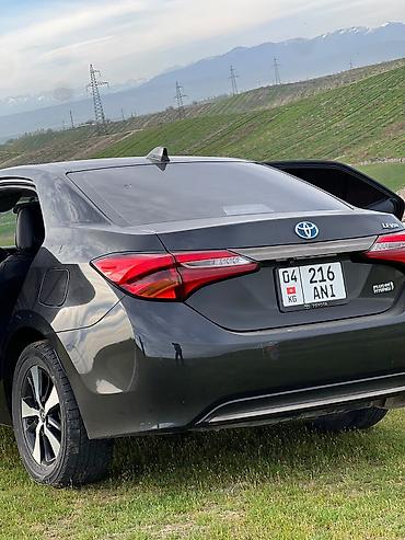 camry 55 se: Toyota Levin: 2021 г., 1.8 л, Робот, Гибрид, Седан — 4
