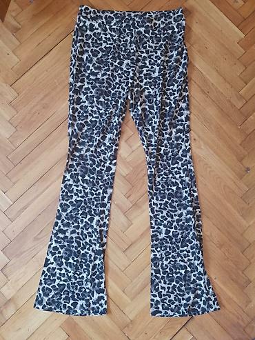 helanke m: Ženske pantalone sa leopard desenom - Model: širene nogavice (blago — 1