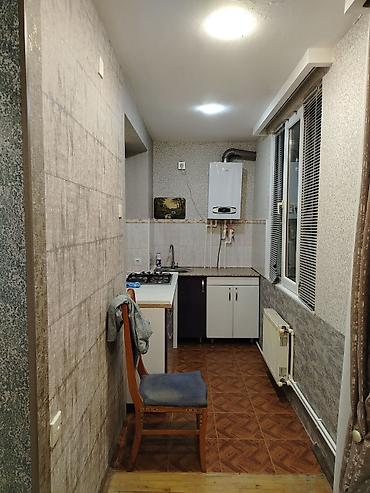 razin: Bakı, Bakıxanov qəs., 2 otaqlı, Köhnə tikili, m. Neftçilər, 47 kv. m — 4