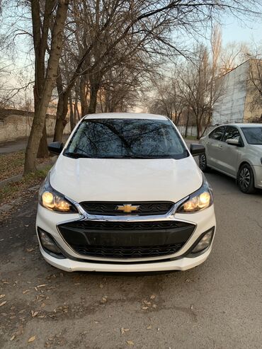 хорошие машины: Chevrolet Spark: 2018 г., 1 л, Вариатор, Бензин, Хетчбек