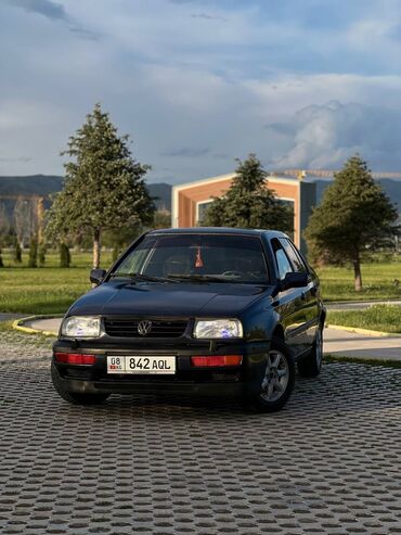 запчасти на опель вектра а: Volkswagen Vento: 1992 г., 1.8 л, Механика, Бензин, Седан