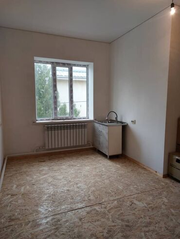 квартира 4гор болница: 30 м², 1 комната, Забор, огорожен