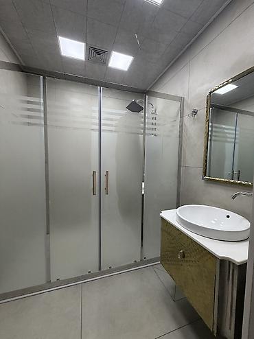 2 ci mikrorayon: 3otaq 
142kv 
tam dolu 
yenı temırden cxmw 
kamendat daxıl — 9