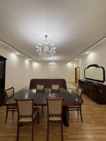 советская бокомбаева: 5 и более комнат, 190 м², Элитка, 1 этаж, Евроремонт