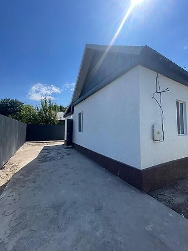 Продажа коттеджей и домов: 3 комнаты, 60 м², 2 соток, Бишкек, Собственник — 13