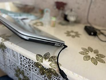 HP: Salam. Tək problemi Ekranda 2 dənə xətt var Yaddaş 256 gb Ram 8 gb — 10