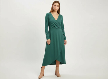 modne sukienki na wesele dla mamy 2022: Women`s dress, size S