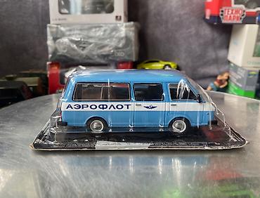 Avtomobil modelləri: Коллекционная модель RAF-2203 AEROFLOT blue white 1978 Deagostini — 11