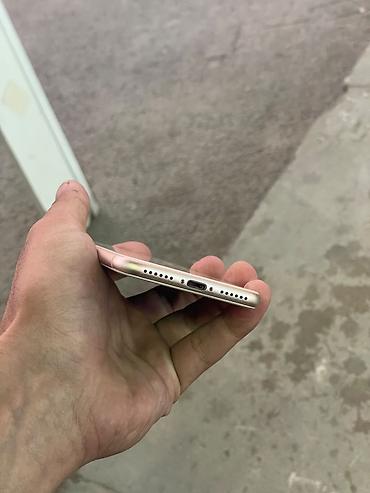 Mobil telefonlar: IPhone 8, 64 GB, Qızılı, Barmaq izi — 7