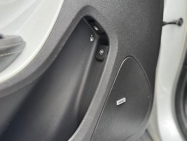 volt: Chevrolet Volt: 2012 г., 1.5 л, Вариатор, Гибрид, Лифтбек — 9