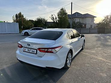 drive: Toyota Camry: 2019 г., 2.5 л, Автомат, Гибрид, Седан — 2