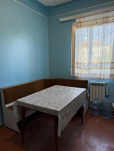 bakida kiraye evler 2026: Novxanıda elit məhlədə hovuzlu ev kirayə verirəm. İki mətbəx, 3 otaq — 9