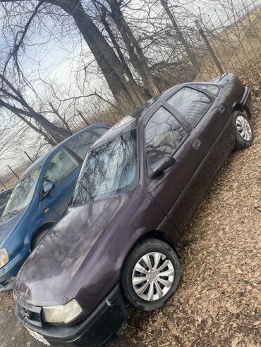 Opel: Opel Vectra: 1995 г., 1.6 л, Механика, Бензин, Хэтчбэк