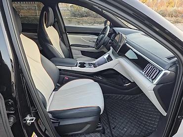 BYD: BYD Song Plus: 2024 г., 1.5 л, Вариатор, Гибрид, Кроссовер — 11