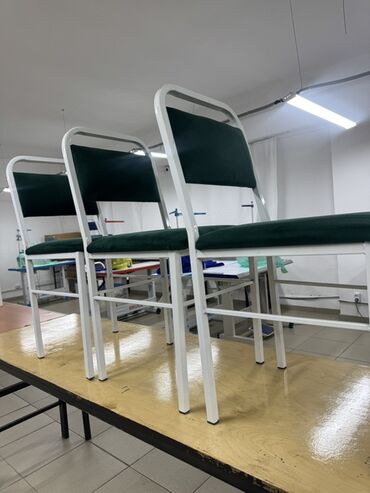 одежда для мужчин: Стул для зала, Железо