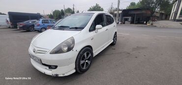 мотор тайота ипсум: Honda Fit: 2001 г., 1.3 л, Автомат, Бензин, Хэтчбэк