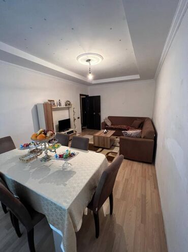 Yeni tikili: Bakıxanov qəs., 3 otaqlı, Yeni tikili, m. Qara Qarayev, 91 kv. m — 1