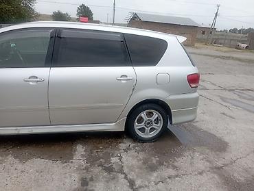 Транспорт: Toyota Ipsum: 2003 г., 2.4 л, Автомат, Бензин, Минивэн — 8