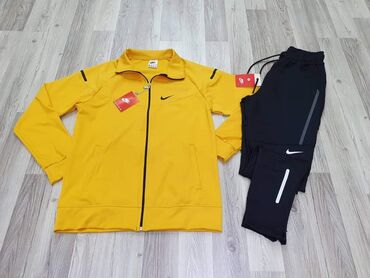 Trenerke: TOP PONUDA Veličine S M L XL XXL Cena 4400 dinara Moguca zamena — 11