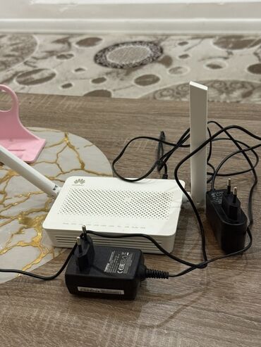 wi fi modem: Huawei Wi‑Fi marşrutizatoru və adapterlər dəsti Xüsusiyyətlər: -