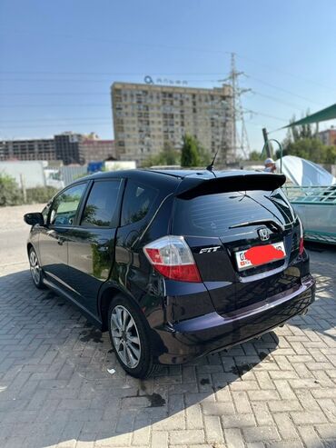 авто с последующим выкупом фит: Honda Fit: 2013 г., 1.5 л, Автомат, Бензин, Хетчбек